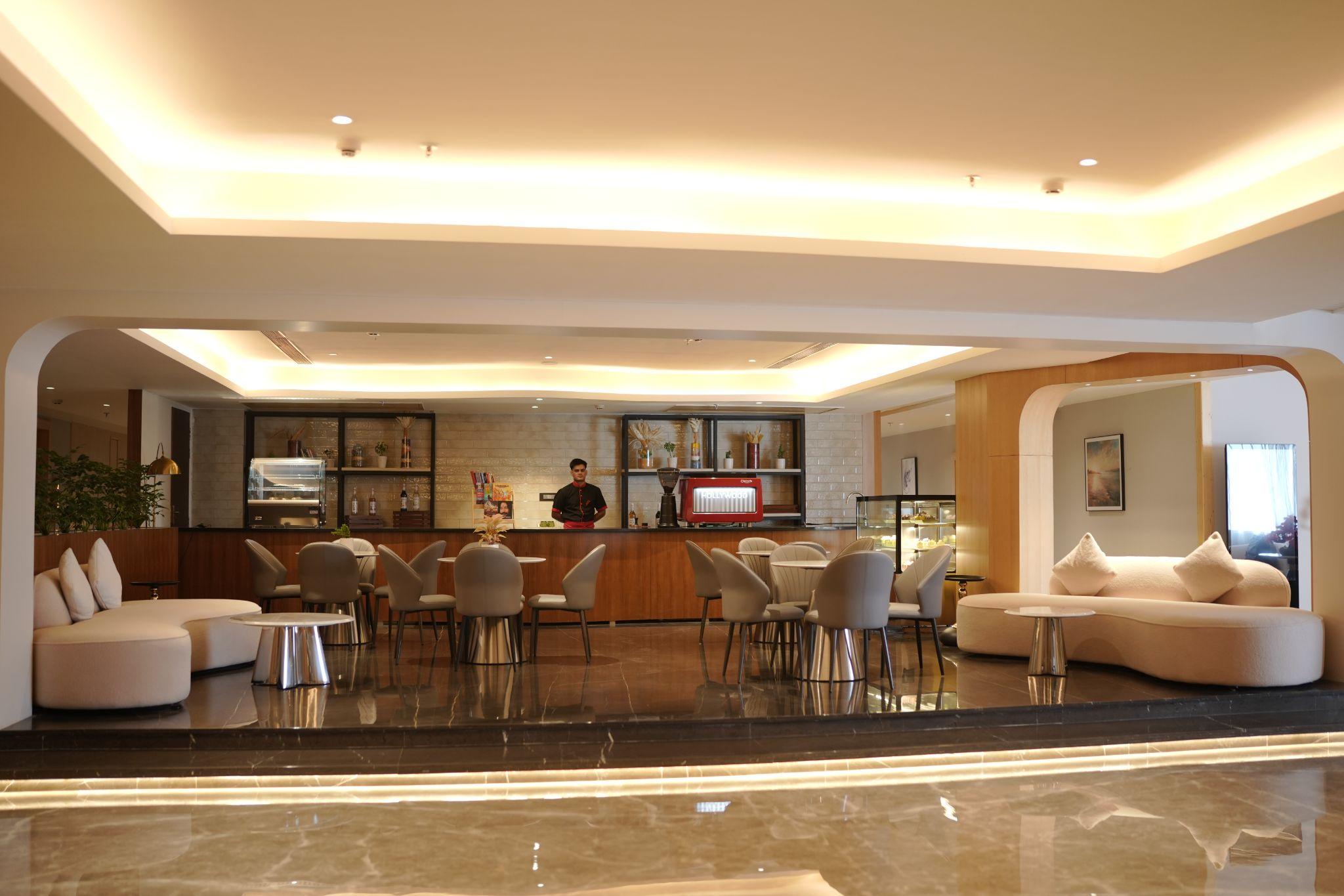 JSR’s Golden Leaf Café: Best Coffee Place for Business Meets in Dehradun