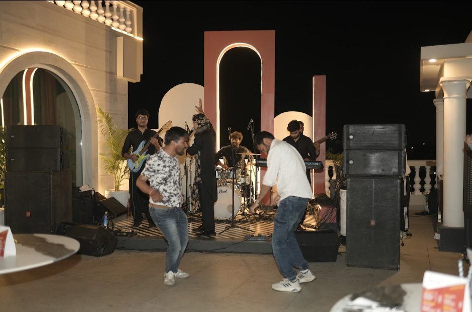 Sunday Sundowner Place in Dehradun
