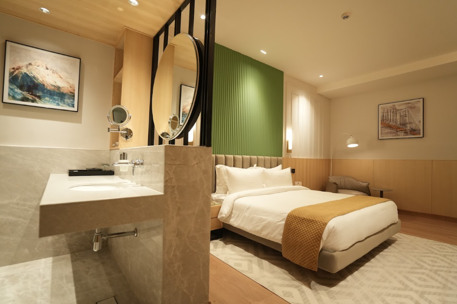 Dine and Stay in Dehradun: Why JSR Continental Makes Your Trip Easier