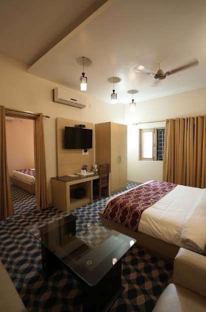 Hotels in Dehradun With Family Suites